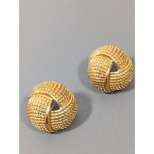 Vintage Avon Textured Knot Dome Earrings Gold Tone Love Nautical Classic Elegant